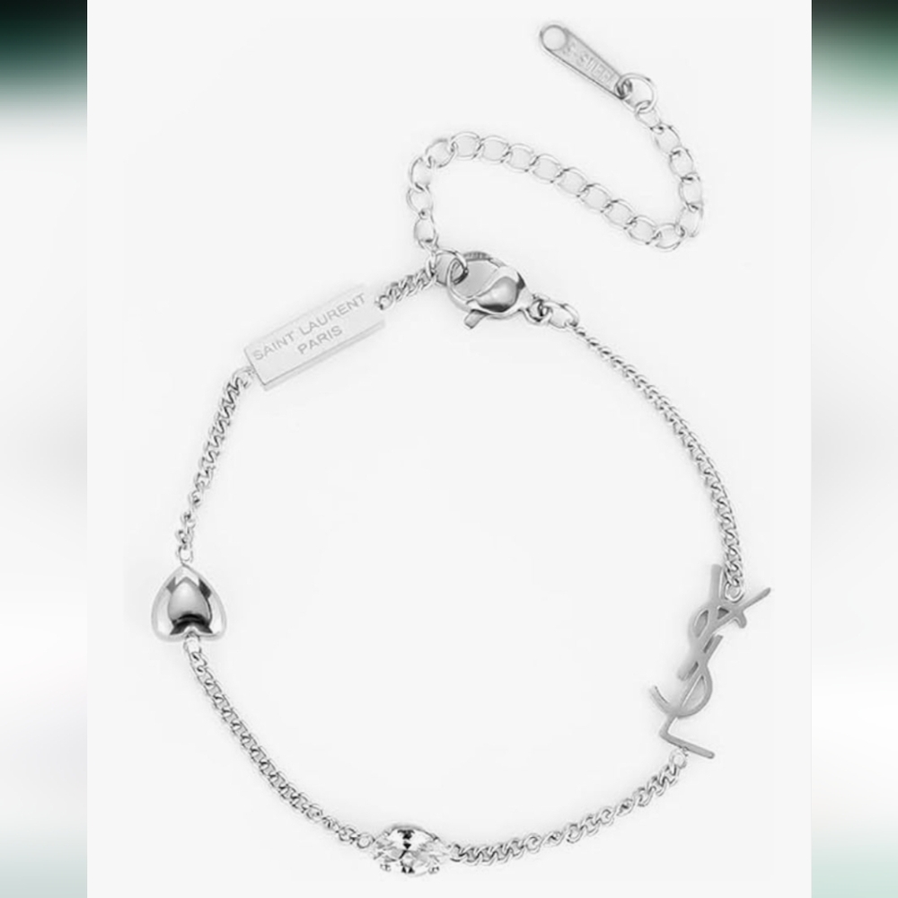Elegant Chic Silver Bracelet with Heart and Logo